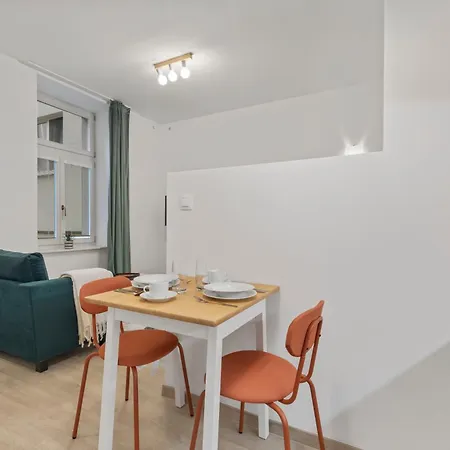 Garden Haven In Old Town * Pozsony