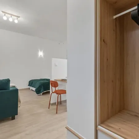 Apartman Garden Haven In Old Town *