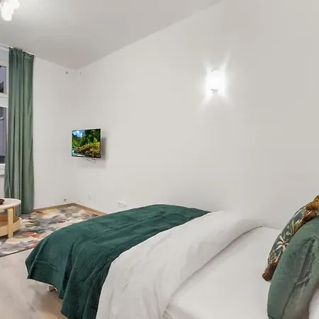 Apartman Garden Haven In Old Town