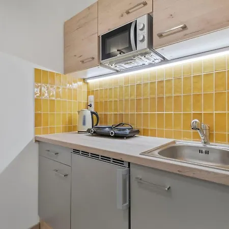 Garden Haven In Old Town Pozsony