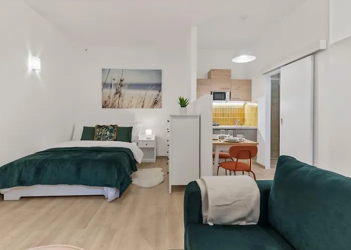 Garden Haven In Old Town Appartement *