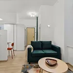 Garden Haven In Old Town Apartament