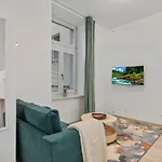 Garden Haven In Old Town Apartament *